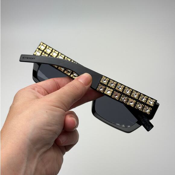 BRAND NEW Givenchy Sunglasses GV40077I 01A Shiny Black and Studs/Grey Women main image 8